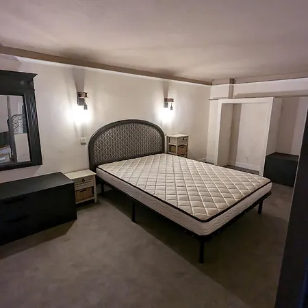 Petit Loft Apartment